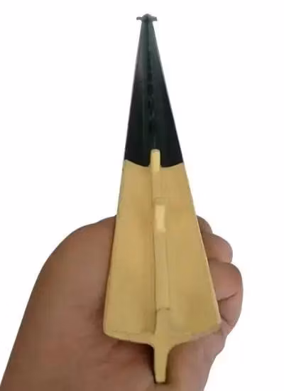 卸売グリーンメタルUSAファームスタッズスチールTフェンスポスト